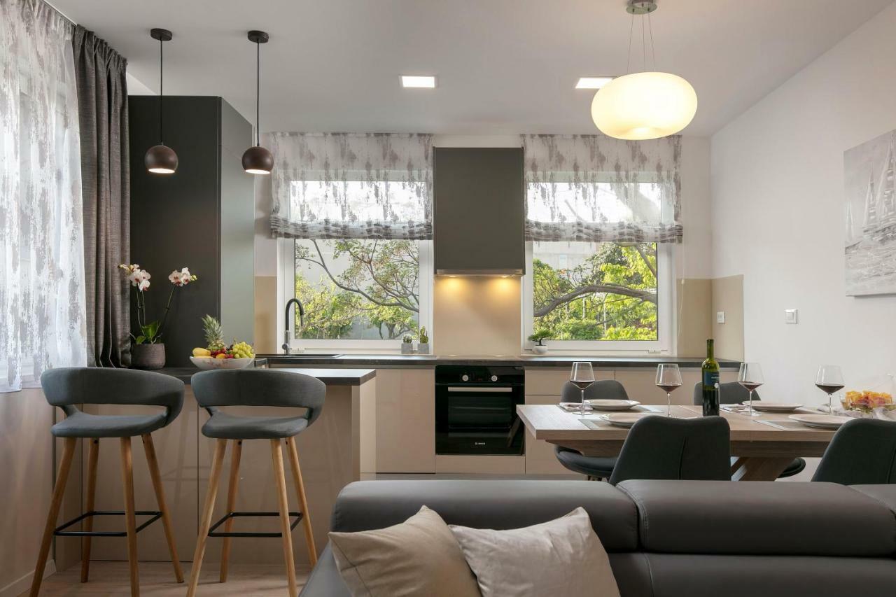 פודסטראנה Luxury Apartments Argola מראה חיצוני תמונה