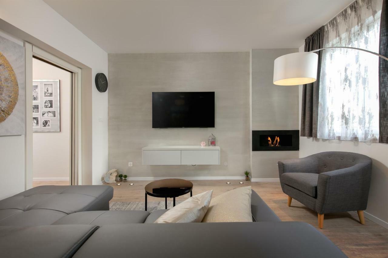 פודסטראנה Luxury Apartments Argola מראה חיצוני תמונה