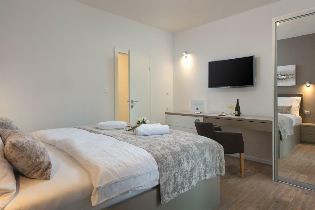 פודסטראנה Luxury Apartments Argola מראה חיצוני תמונה
