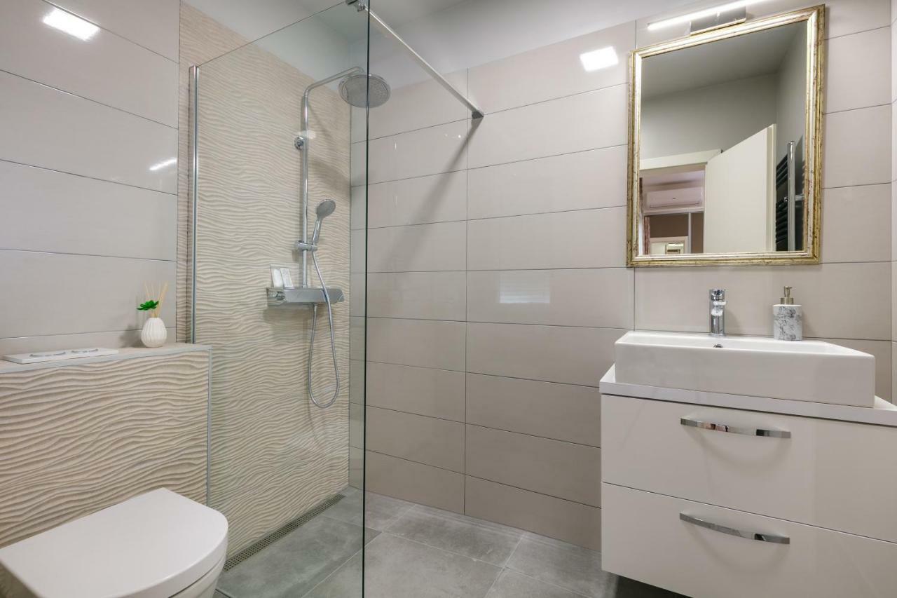 פודסטראנה Luxury Apartments Argola מראה חיצוני תמונה