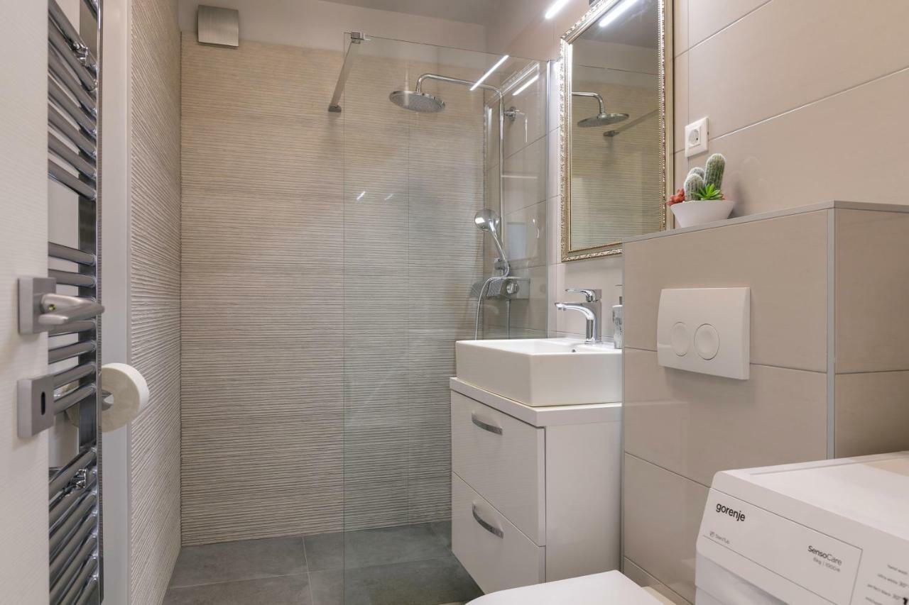 פודסטראנה Luxury Apartments Argola מראה חיצוני תמונה