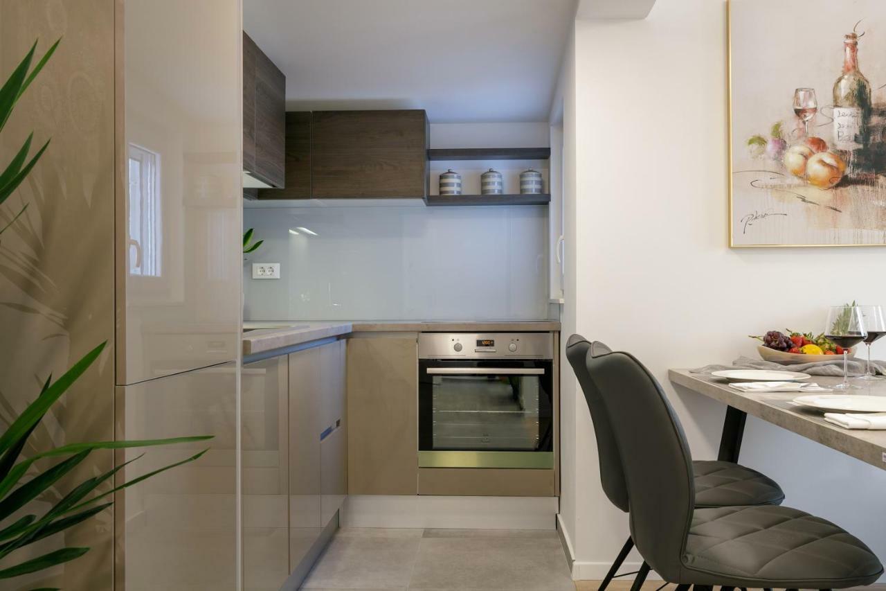 פודסטראנה Luxury Apartments Argola מראה חיצוני תמונה