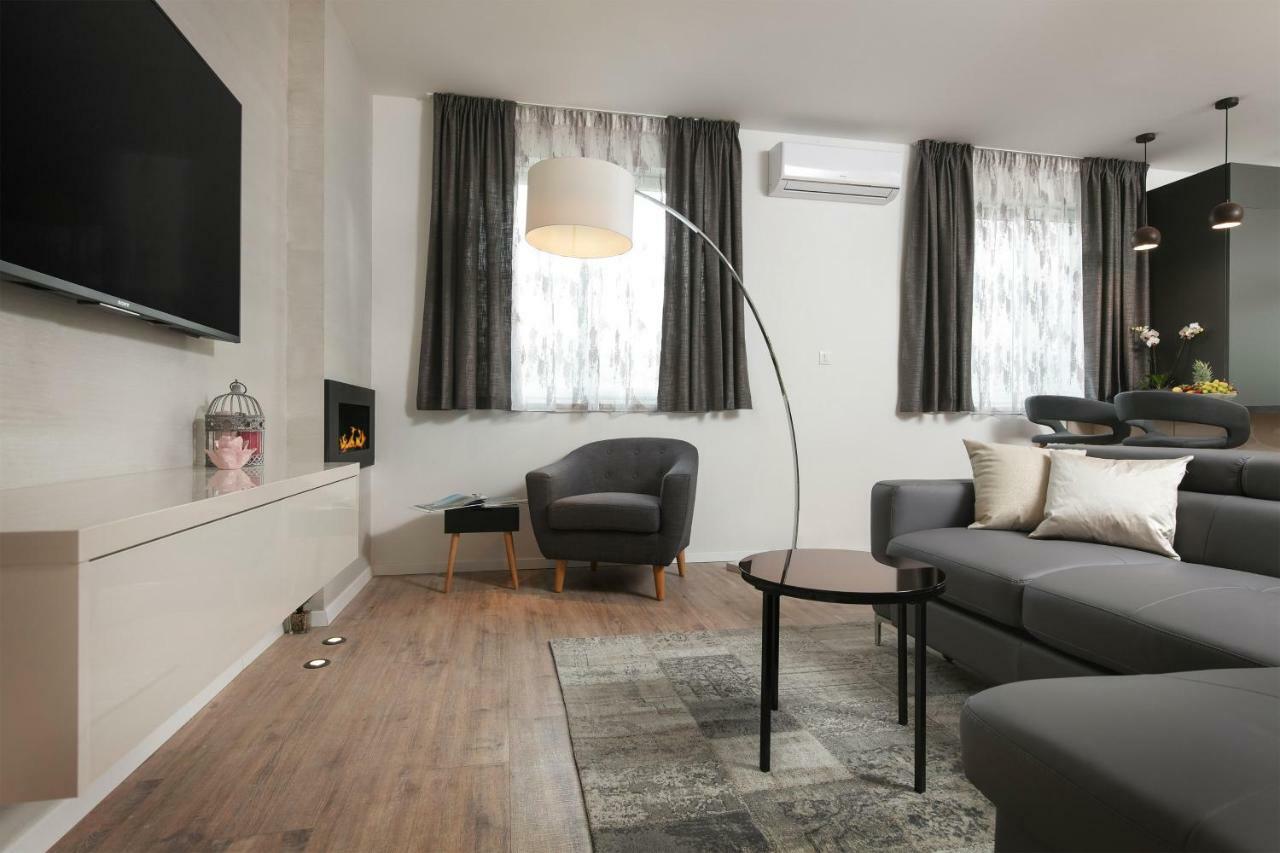 פודסטראנה Luxury Apartments Argola מראה חיצוני תמונה